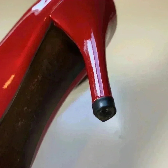 Stuart Weitzman, candy apple red heels with peep toe, 7 1/2 narrow - Picture 8 of 13